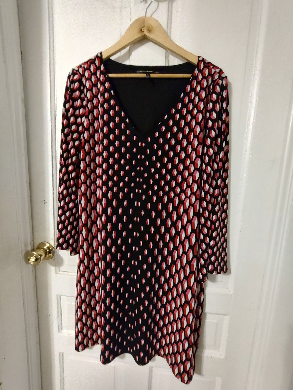 White House Black Market Black and Red Geometric V-Neck Dress